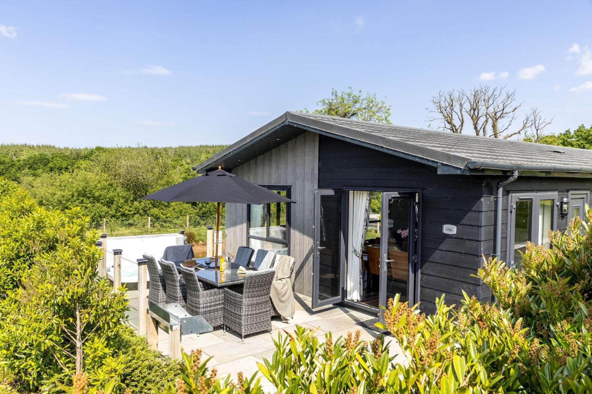 Lilac Lodge, 22 Roadford Lake Lodges Lifton Экстерьер фото